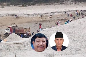 त्रिशुली नदीमा फेरी मौलायो तस्करी : प्रहरी प्रशासनकै सेटिङमा दिनदहाडै नदिमा तस्करको रजाइँ !