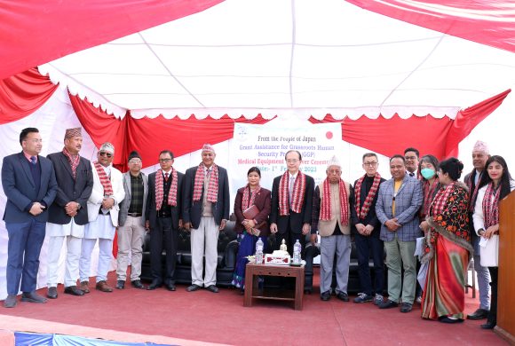 जापानी राजदुतद्वारा नेत्रज्योति संघलाई स्वास्थ्य उपकरण हस्तान्तरण