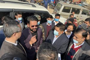मन्त्री श्रेष्ठ र मेयर बालेनसहितले गरे कलंकी-चक्रपथ सडकखण्ड निरीक्षण