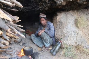 एक वर्षदेखि ओढारकै बास !