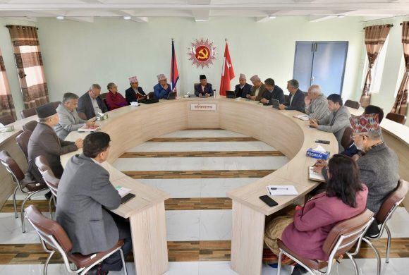 एमाले तत्काल सरकारबाट नबाहिरिने, पुस १० कै सहमतिअनुसार राष्ट्रपति चुनावसम्म पर्खिने