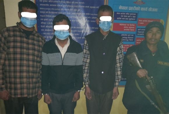 वाणिज्‍य विभाग बबरमहलबाट बिचौलिया आरोपमा तीन जना पक्राउ