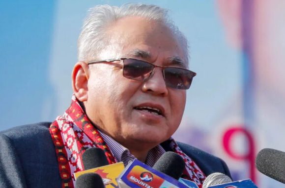प्रचण्डले एमालेबाट राष्ट्रपतिमा ‘बादल’ भनेपछि केपी ओलीलाई तनाव, एमाले वृत्तमा तरंग !