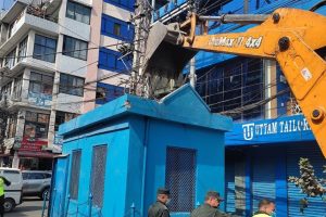 काठमाडौं महानगरले हटायो मैतिदेवीको प्रहरी बिट
