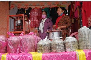 सालको पातको दुना–टपरी बनाएर मासिक २० हजार आम्दानी