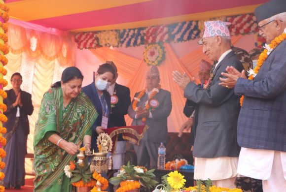 प्रदेशलाई सुविधासम्पन्न बनाउन राष्ट्रपति भण्डारीको जोड