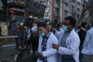 डाक्टर कुटिएको विरोधमा आइतबार आकस्मिक बाहेकका सेवा बन्द गर्ने चिकित्सक संघ घोषणा