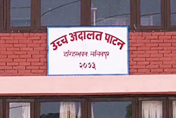 सुर्तीजन्य पदार्थ बिक्री रोक्ने नगरपालिकाको निर्णय कार्यान्वयन नगर्न अन्तरिम आदेश