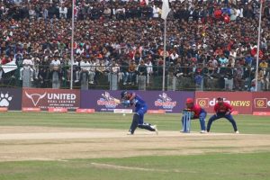 नेपालको सय रन पूरा, कुशल अर्धशतक बनाएर आउट