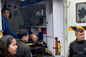 उपराष्ट्रपति निर्वाचन : मत हाल्न एम्बुलेन्समै बानेश्वर पुगे प्रदेश सांसद