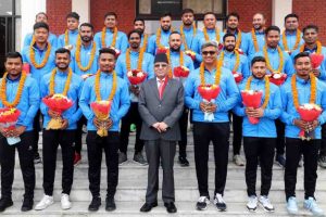 क्रिकेट टोलीलाई प्रधानमन्त्रीको सम्मान, जनही ३ लाख दिने घोषणा