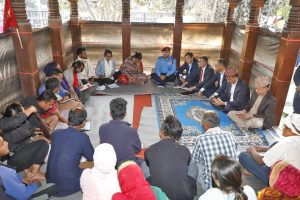 बिना निष्कर्ष टुंगियो गृहका प्रतिनिधि र मिटरब्याज पीडित बीचको वार्ता