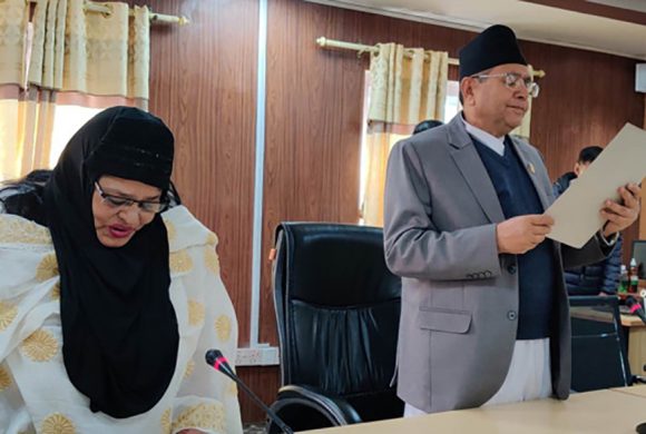 मञ्जु शर्मा अन्सारीले लिइन् सांसद पदको शपथ