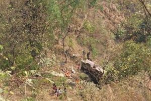 पाल्पामा बस दुर्घटना : एक महिलाको मृत्यु, २० जना घाइते