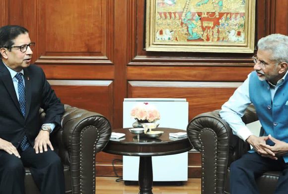 राजदूत शर्मा र भारतीय विदेश मन्त्रीबीच भेटवार्ता