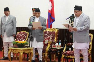 प्रधानन्यायाधीशमा नियुक्त कार्कीले लिए शपथ