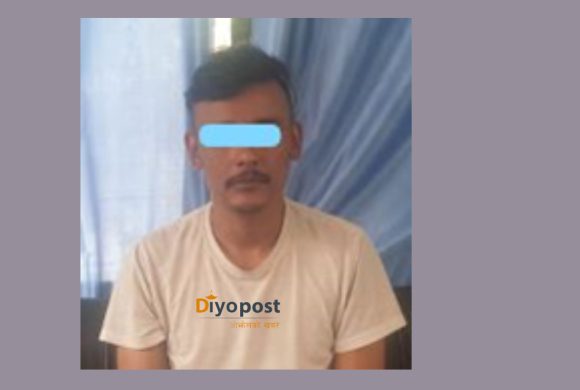 विभिन्न हातहतियारसहित २ जना पक्राउ