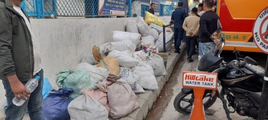भन्सार छलेर ल्याएका ४८ लाख बढीको सामान बरामद