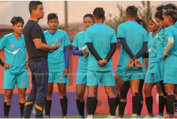 नेपाली महिला फुटबल टोली बङ्गलादेश प्रस्थान