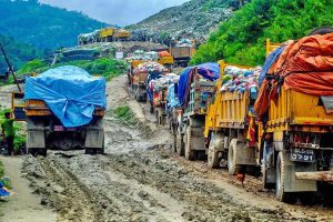 स्थानीयको अवरोध कायमै, फोहर व्यवस्थापनमा समस्या