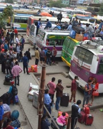 घटस्थापनादेखि २ लाख ६२ हजारभन्दा बढीले छाडे काठमाडौँ