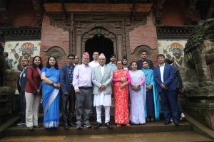 राष्ट्रपति पौडेल कृष्ण मन्दिरको दर्शनमा