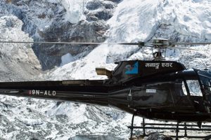 विदेशी नागरिक बोकेको मनाङ एयरको हेलिकोप्टर सम्पर्क विहिन