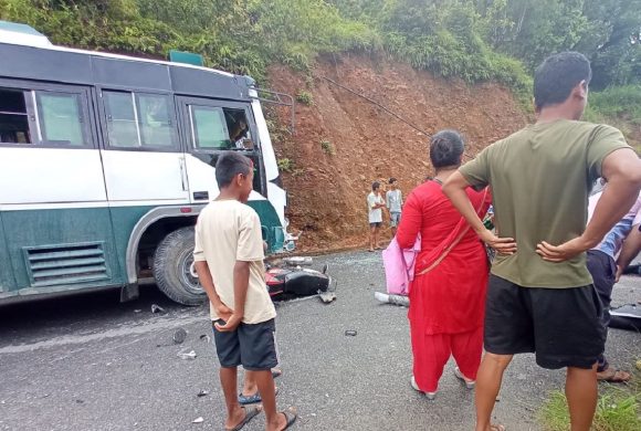 कास्कीमा सवारी  दुर्घटना : एक जना मृत्यु, एक जना घाइते