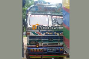 बिलबिजक भन्दा बढी र फरक सामान बोकेको ट्रक नियन्त्रणमा
