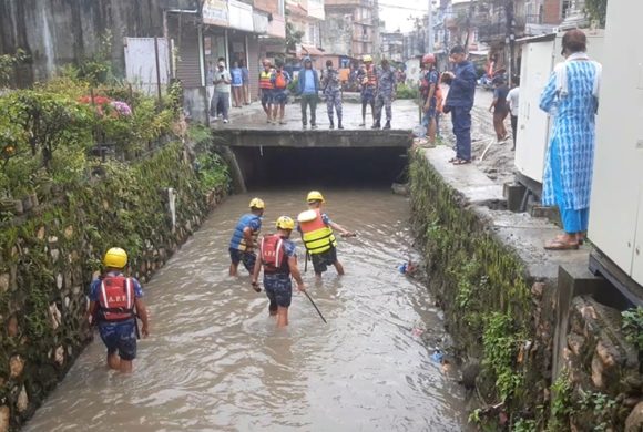 सामाखुसीस्थित बाढीमा बेपत्ता भएका बालकको शव फेला