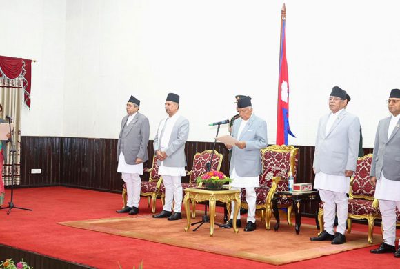 राष्ट्रपतिद्वारा नवनियुक्त मन्त्री अनितादेवीलाई शपथ