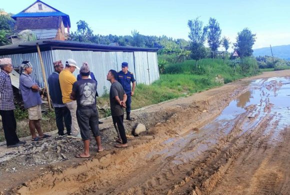 कालोपत्रे भएको तीन महिनामै भत्कियो भोजपुर सडक