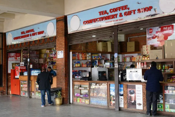 विमानस्थलका पसलहरु कारबाहीमा
