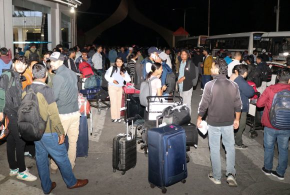 इजरायलबाट फर्किएका नेपाली भन्छन्ः ‘स्वदेश आइपुग्दा धेरै खुसी छौँ’