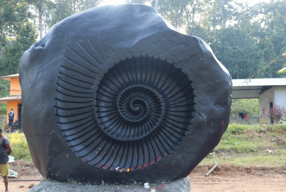 चितवनको माडीमा चक्रशिला स्थापना