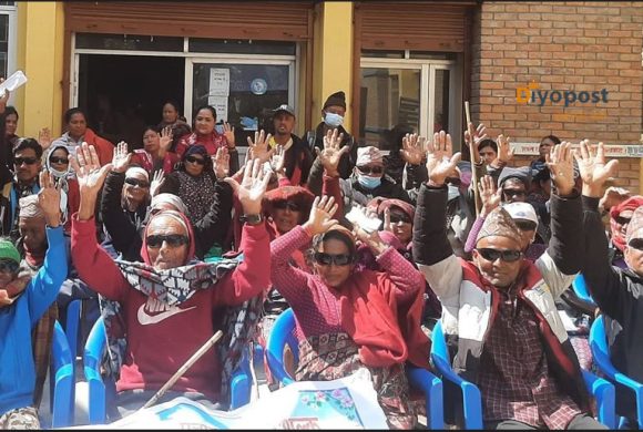 बाग्लुङमा नेपाल नेत्रज्योति संघको निःशुल्क आँखा शिबिर, करिब ९ सय जना लाभान्वित