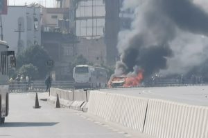 बालकुमारीमा मन्त्रीको गाडीमा आगजनी,  स्थिति तनावग्रस्त