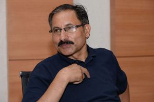 प्रचण्डप्रति लेखनाथको कटाक्षः ल्हारक्यालको नियुक्तिपछि सुरु भएको  रुपान्तरण अभियान गोकर्ण रिसोर्टमा समापन !