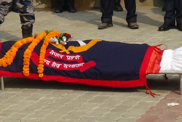भक्तपुरमा नेपाल प्रहरीका सई कोठाभित्र मृत फेला