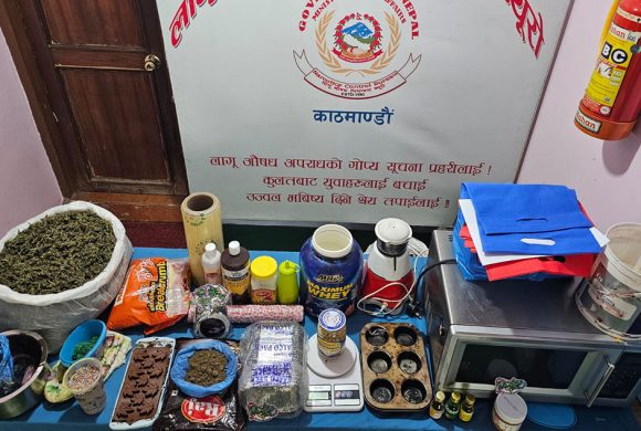 केकभित्र गाँजा राखेर बिक्री गरेको आरोपमा एकजना पक्राउ