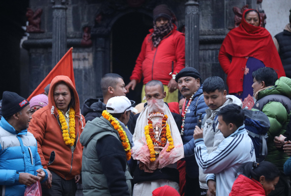 स्वस्थानी र माधवनारायणका व्रतालुहरु परदेश यात्रा
