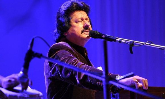 भारतीय गायक पंकज उदासको ७२ वर्षको उमेरमा निधन