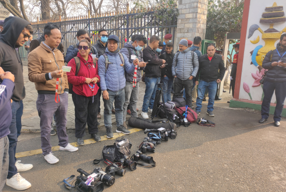 प्रजातन्त्र दिवसको रिपोर्टिङका लागि पत्रकारहरुलाई प्रवेश निषेध