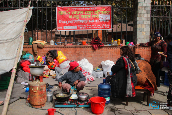 कहाँ बसिरहेका छन् शान्ती बाटिकाबाट हटाइएका आन्दोलनकारी ? (फोटो फिचर)