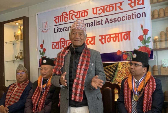 तीन कविलाई व्यथित काव्य सम्मान