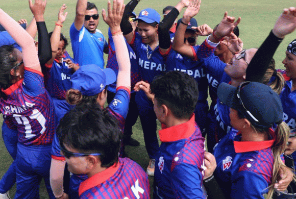 नेपालले मलेसियालाई दियो एक सय १६ रनको लक्ष्य