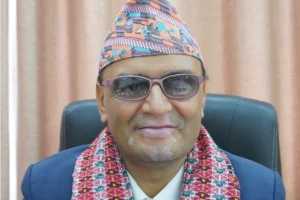 सफ्टवेयर हत्याउन गाडि उपहार लिएका यातायात व्यवस्था विभागका महानिर्देशकलाई कालोमोसो