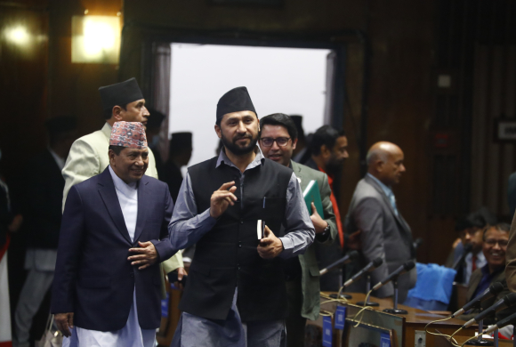 नेपाली कांग्रेसद्वारा गृहमन्त्री लामिछानेको राजीनामा माग