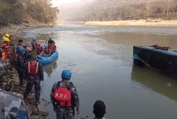 धादिङको घाटबेँसीमा बस दुर्घटना : पाँच  को मृत्यु, ३७ जना घाइते