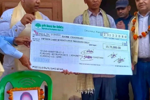 फरवार्ड माइक्रोफाइनान्सले दियो हालसम्मकै ठूलो मृत्यु दावी बीमा रकम